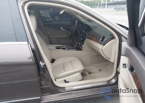 2013 Mercedes-Benz C 300 Sport 4Matic from USA, damaged, VIN WDDGF8AB6DA790762